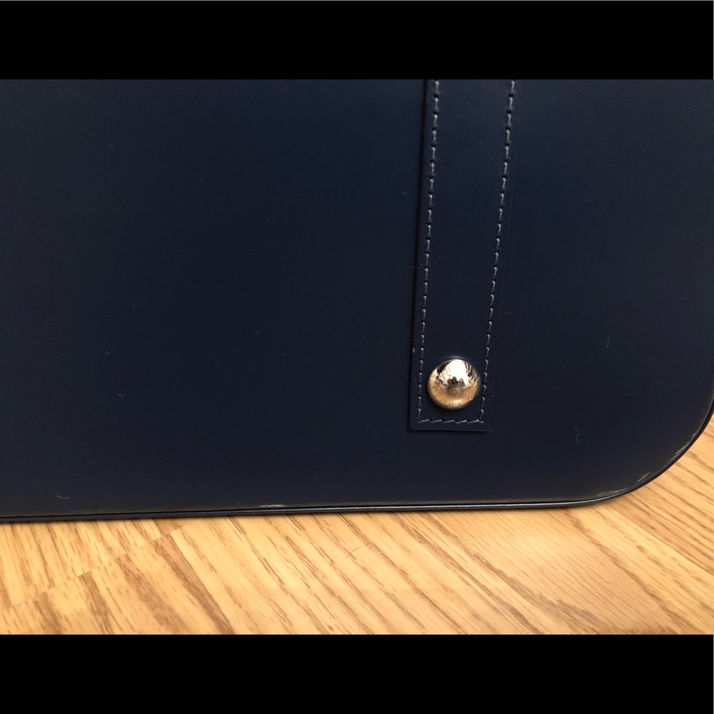 Authentic Louis Vuitton Blue Alma Epi GM - Picture 3 of 8